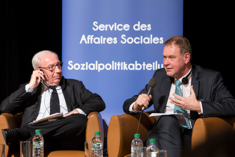 (© Sebastian Pfütze) Deutsch_Franz_Dialog_2017_Arbeit4_0_5216_BG8.jpg