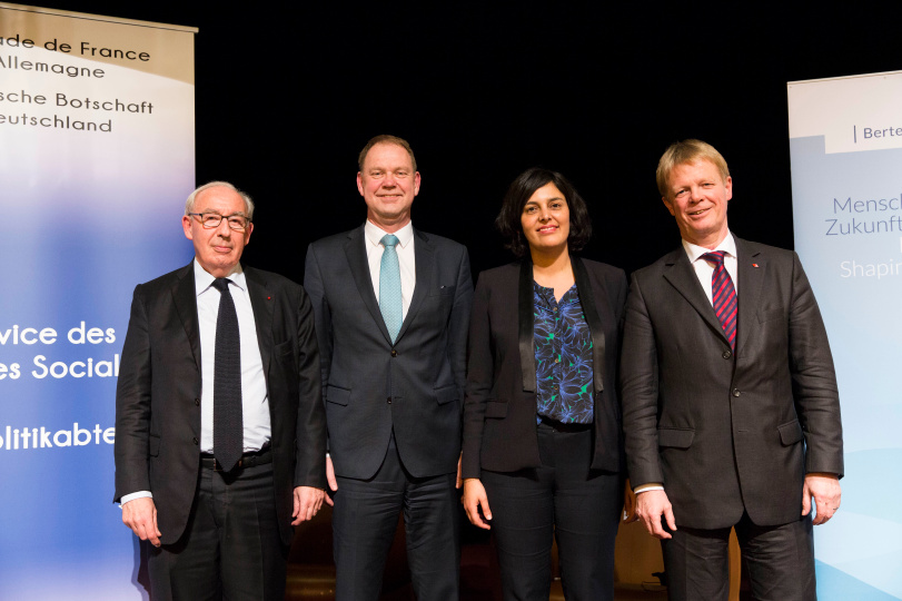 (© Sebastian Pfütze) Deutsch_Franz_Dialog_2017_Arbeit4_0_5400_BG13.jpg