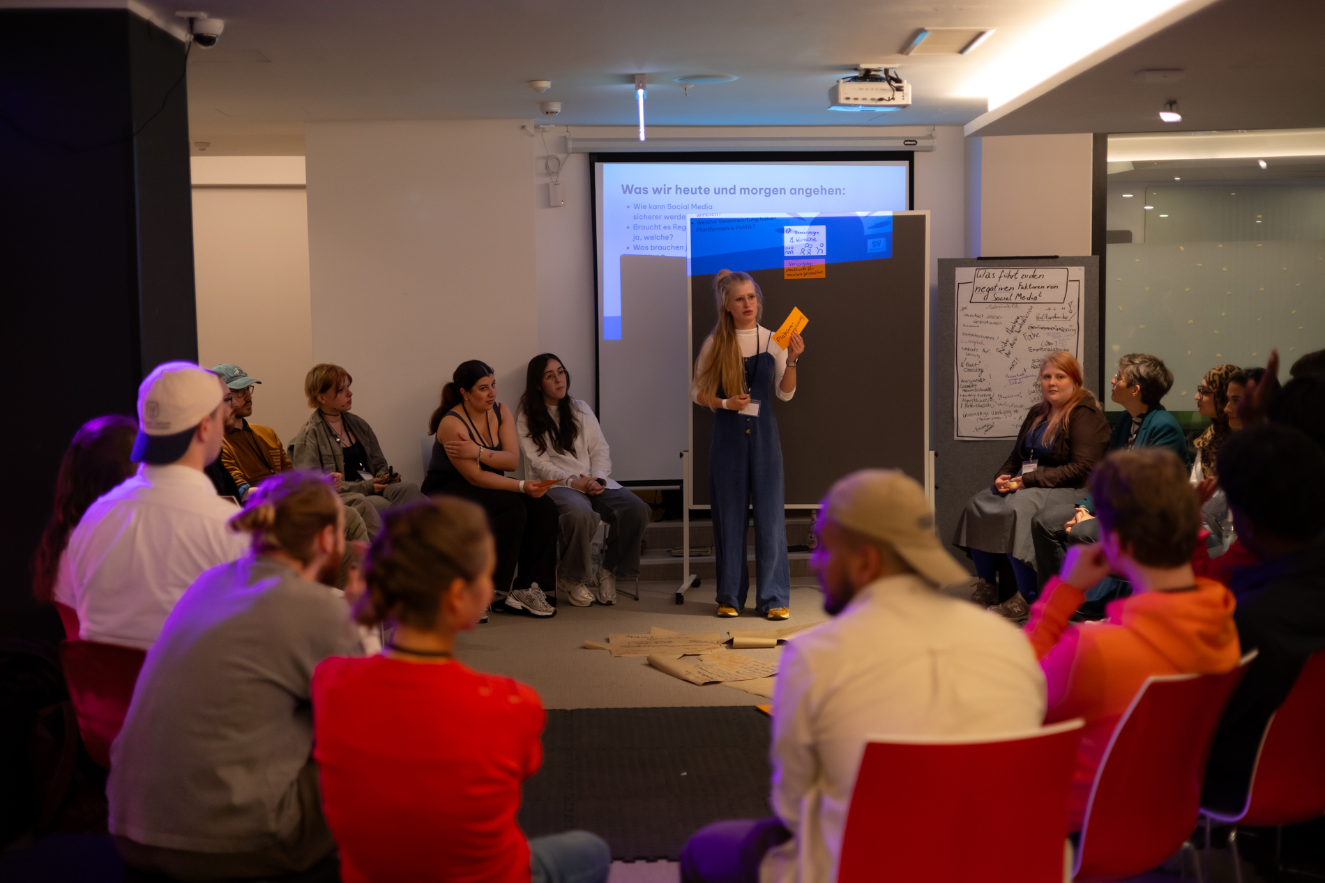 Veranstaltung: Youth Empowerment HUB in Berlin. Fotos für unsere Projektseite Junge Menschen und Gesellschaft .   © Soraya Justus