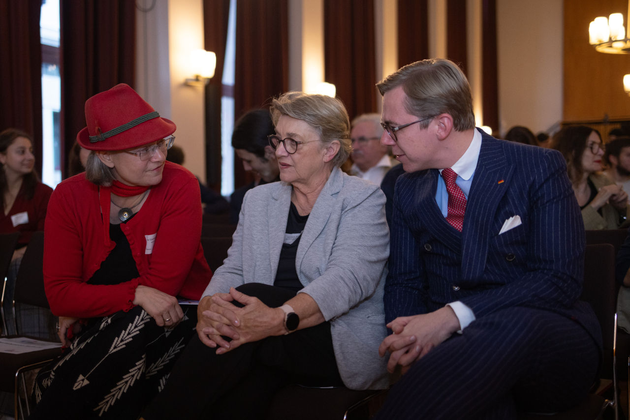 Anke Domscheit-Berg, MdB a.D.; Kordula Schulz-Asche, MdB a.D.; Philipp Amthor, MdB