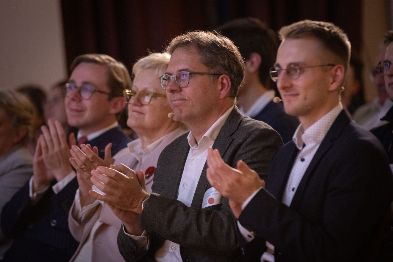 Philipp Amthor, MdB; Renate Künast, Bundesministerin a.D.; Finn Heinrich, Director Bertelsmann Stiftung; Carlo Greß, Project Manager Bertelsmann Stiftung